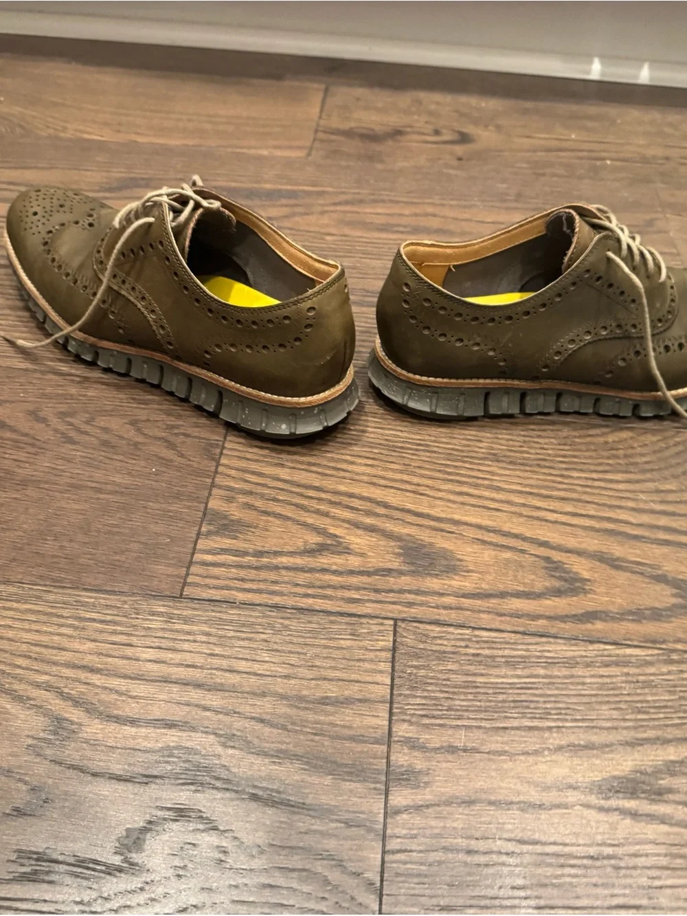Cole Haan golden brown metallic Wingtip Brogues with Lug Sole zero’s. 9size men